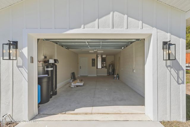 5816 Hammock Street, Mims, FL 32754