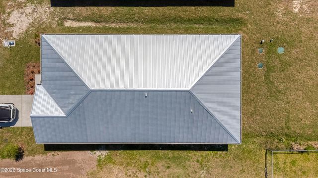 5816 Hammock Street, Mims, FL 32754