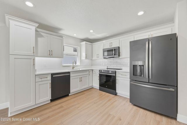 5816 Hammock Street, Mims, FL 32754