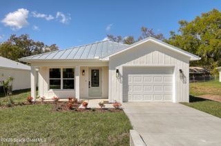 5816 Hammock Street, Mims, FL 32754
