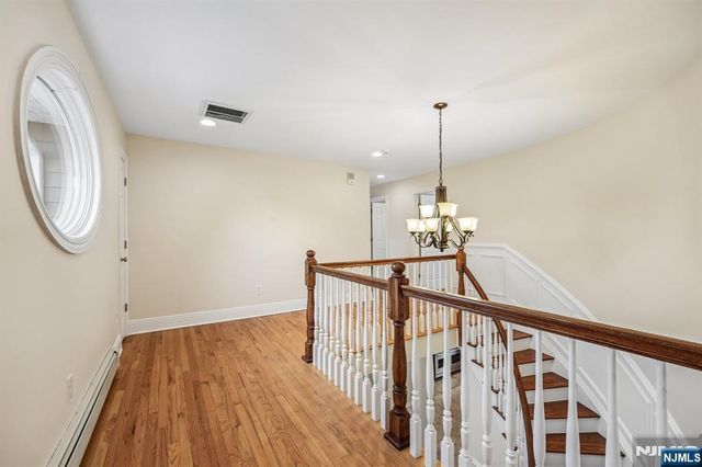 621 Farmdale Road, Franklin Lakes, NJ 07417