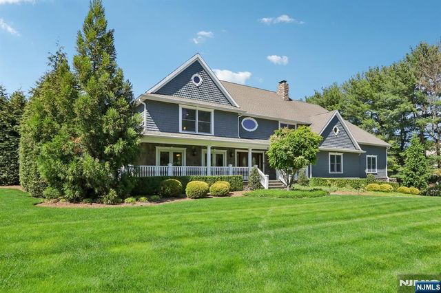 621 Farmdale Road, Franklin Lakes, NJ 07417