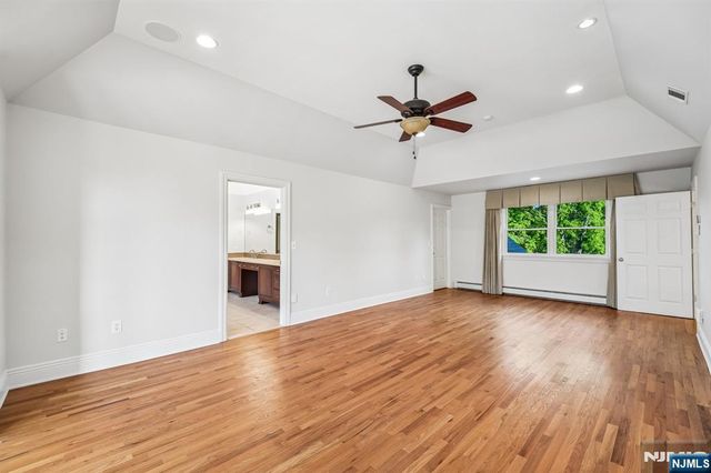 621 Farmdale Road, Franklin Lakes, NJ 07417