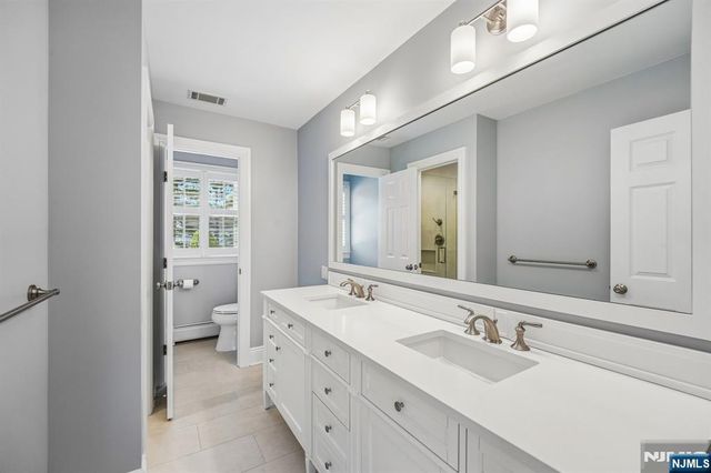 621 Farmdale Road, Franklin Lakes, NJ 07417