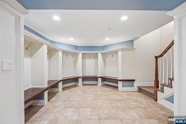621 Farmdale Road, Franklin Lakes, NJ 07417
