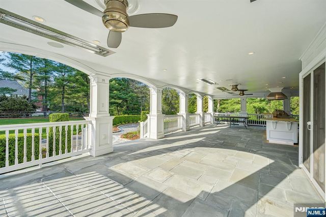 621 Farmdale Road, Franklin Lakes, NJ 07417