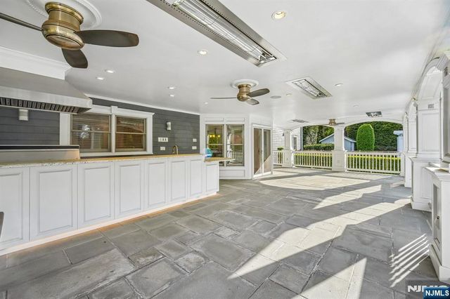 621 Farmdale Road, Franklin Lakes, NJ 07417