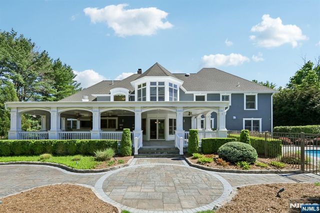 621 Farmdale Road, Franklin Lakes, NJ 07417