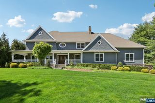 621 Farmdale Road, Franklin Lakes, NJ 07417