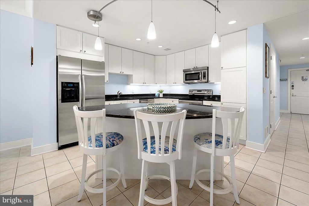 Image 15 of property listing at 2 48TH ST #510, Ocean City, MD 21842
