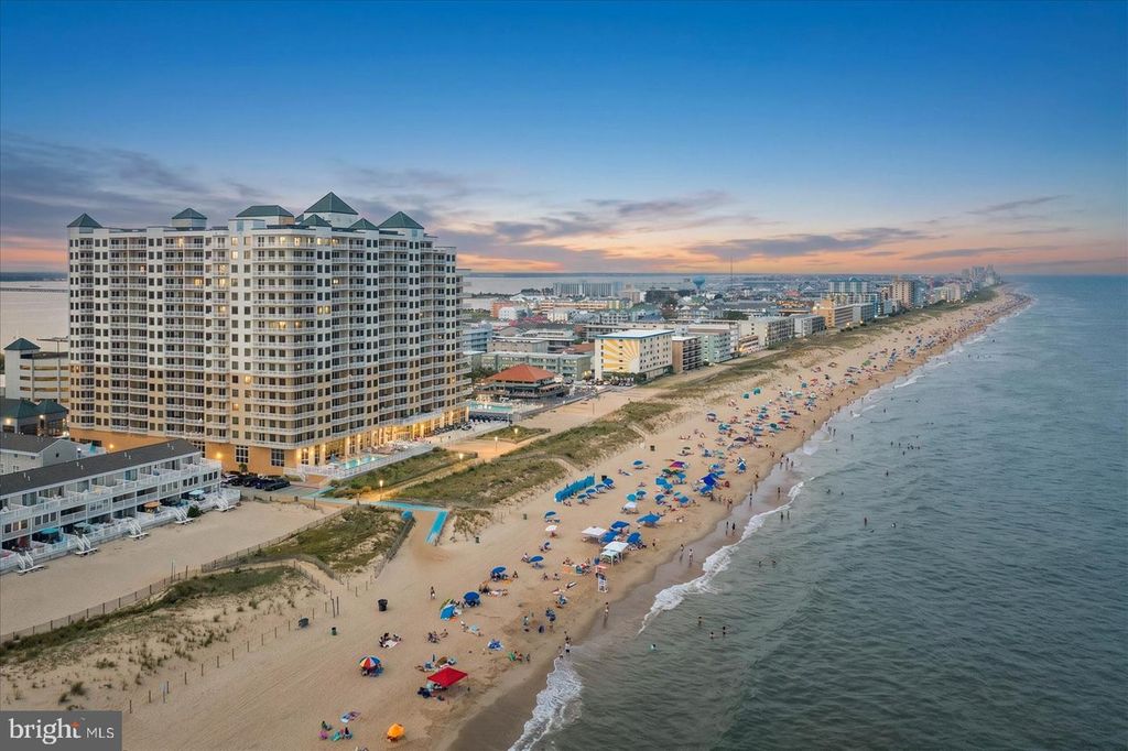 Image 2 of property listing at 2 48TH ST #510, Ocean City, MD 21842