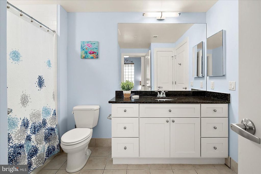 Image 32 of property listing at 2 48TH ST #510, Ocean City, MD 21842