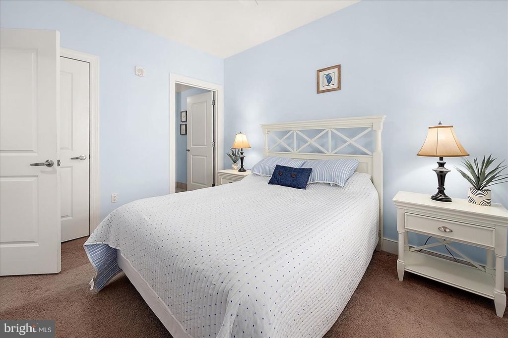 Image 36 of property listing at 2 48TH ST #510, Ocean City, MD 21842