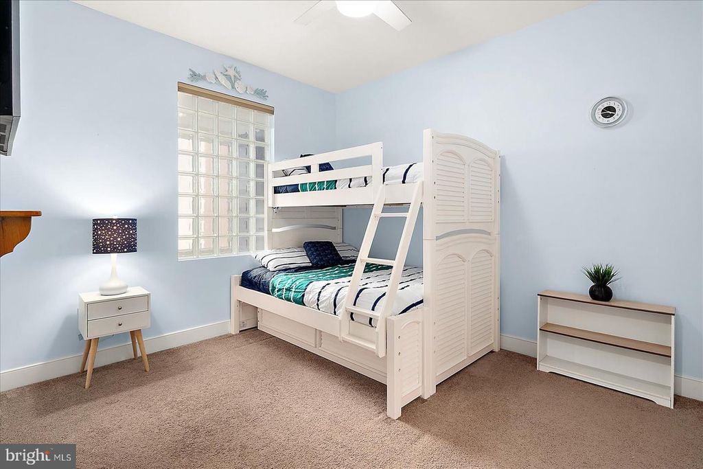 Image 39 of property listing at 2 48TH ST #510, Ocean City, MD 21842