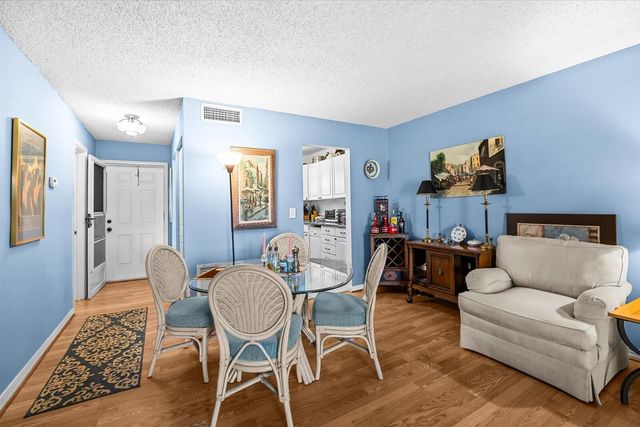 1943 SW Palm City Road 22-d, Stuart, FL 34994