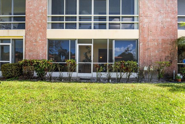 1943 SW Palm City Road 22-d, Stuart, FL 34994