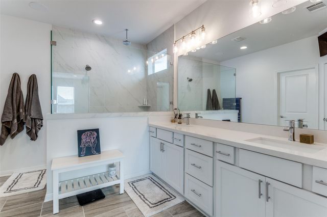 1920 Donetto DR, Leander, TX 78641