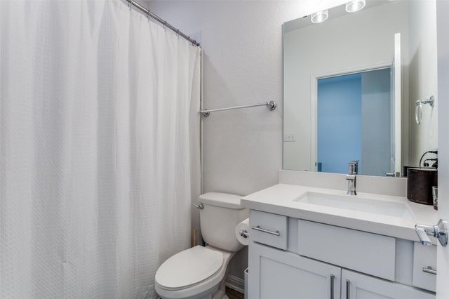 1920 Donetto DR, Leander, TX 78641