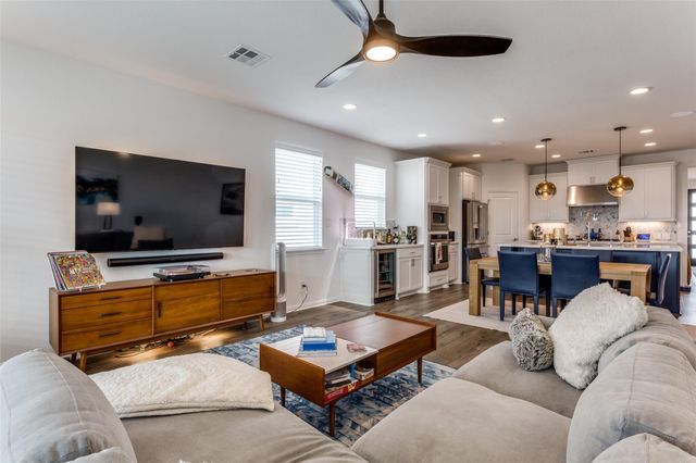 1920 Donetto DR, Leander, TX 78641