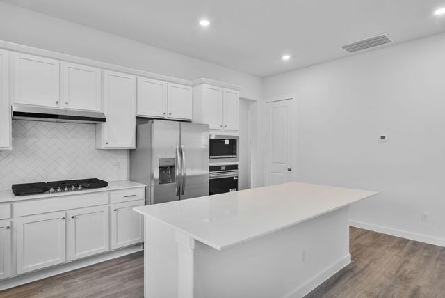 3317 City Heart Avenue, Richmond, TX 77406