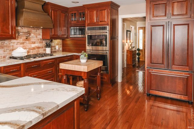 532 S Pleasant Ridge Road, Bloomington, IN 47401