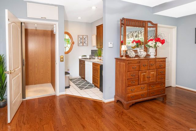 532 S Pleasant Ridge Road, Bloomington, IN 47401