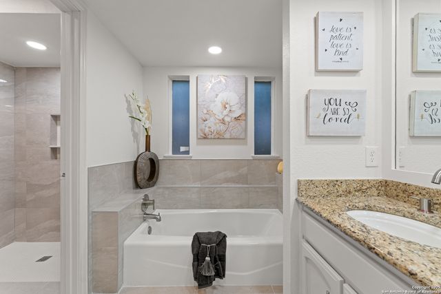 2902 Oak Leigh, San Antonio, TX 78232