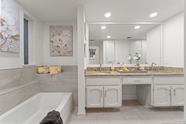 2902 Oak Leigh, San Antonio, TX 78232