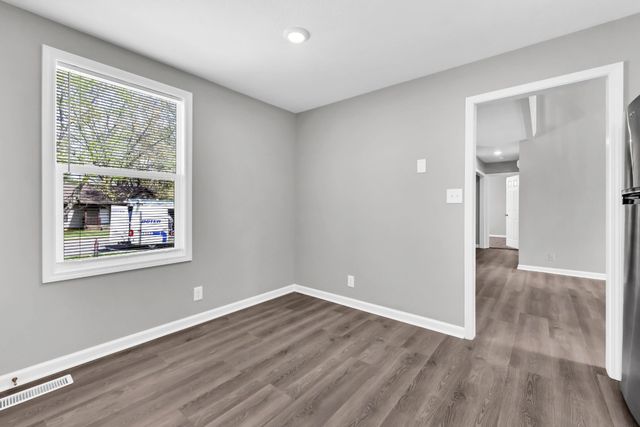 123 Cunningham Pl, Clarksville, TN 37042