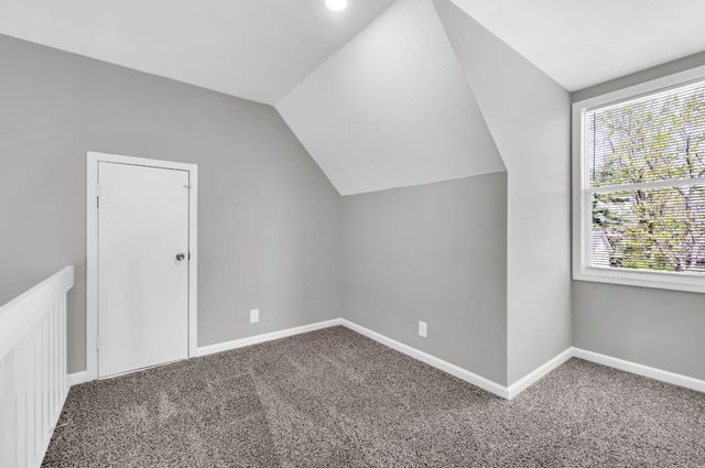 123 Cunningham Pl, Clarksville, TN 37042