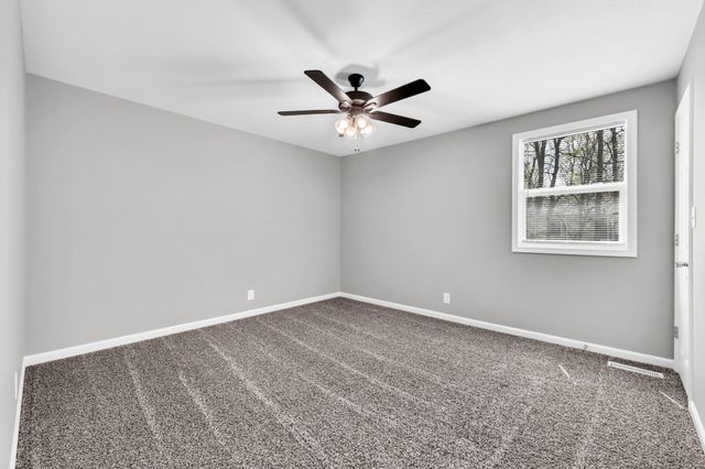 123 Cunningham Pl, Clarksville, TN 37042