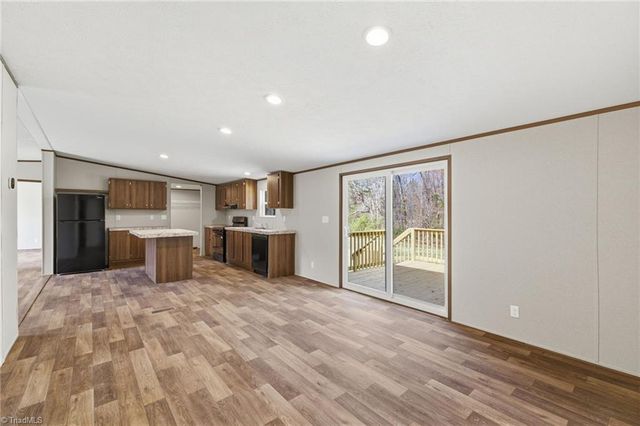 153 Mosley Loop, Madison, NC 27025