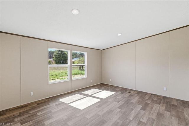 153 Mosley Loop, Madison, NC 27025