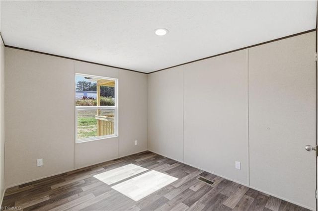 153 Mosley Loop, Madison, NC 27025