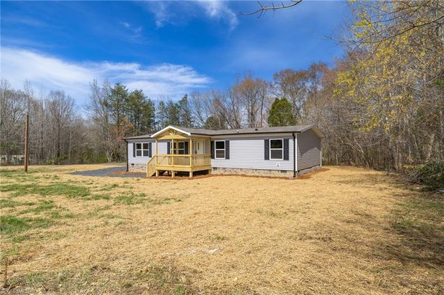153 Mosley Loop, Madison, NC 27025