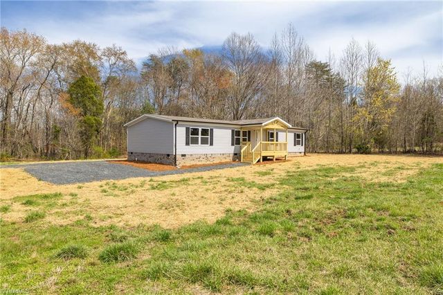 153 Mosley Loop, Madison, NC 27025