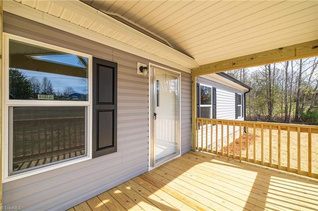 153 Mosley Loop, Madison, NC 27025