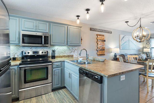 35 Chateau Road, Panama City Beach, FL 32413