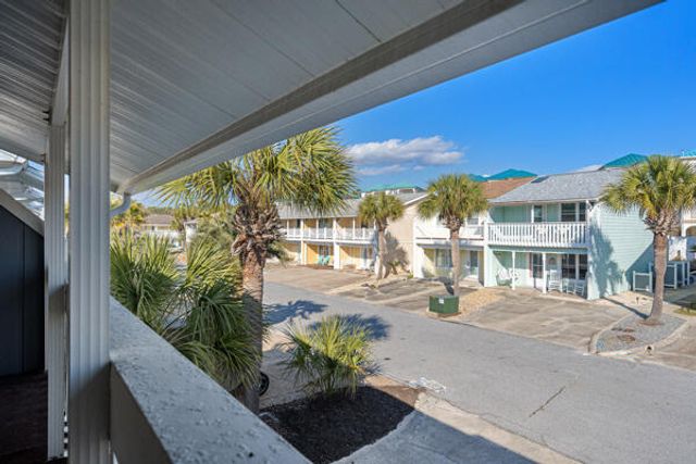 35 Chateau Road, Panama City Beach, FL 32413