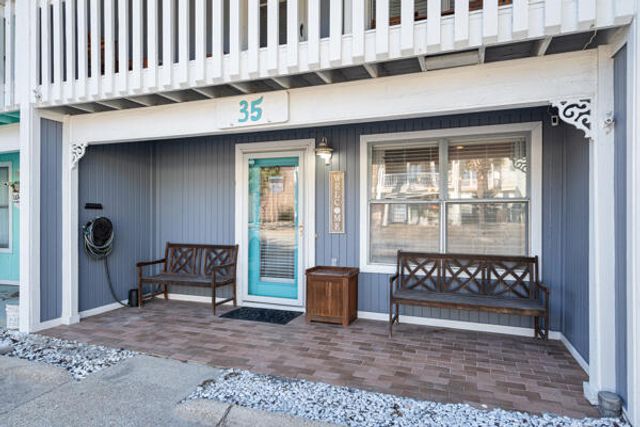 35 Chateau Road, Panama City Beach, FL 32413