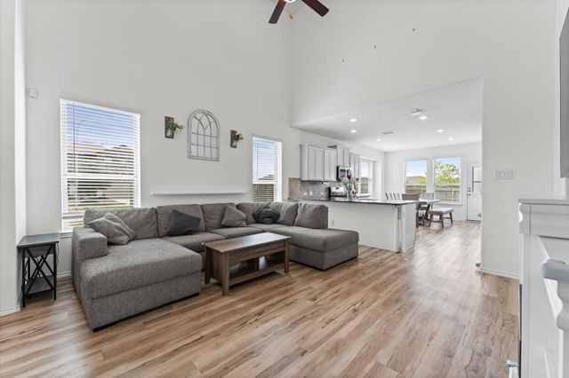 26003 Amber Pearl Drive, Richmond, TX 77406