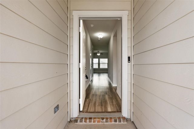 1142 Natchez Drive, College Station, TX 77845