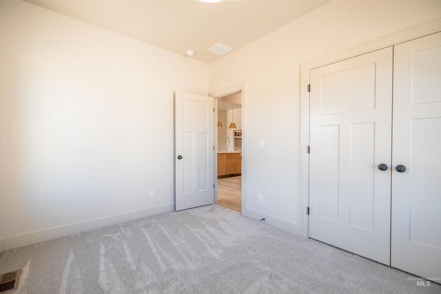 1565 Clear Creek Loop, Twin Falls, ID 83301