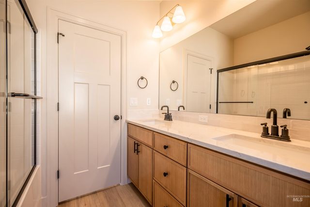 1565 Clear Creek Loop, Twin Falls, ID 83301