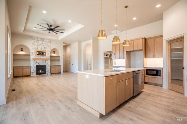 1565 Clear Creek Loop, Twin Falls, ID 83301