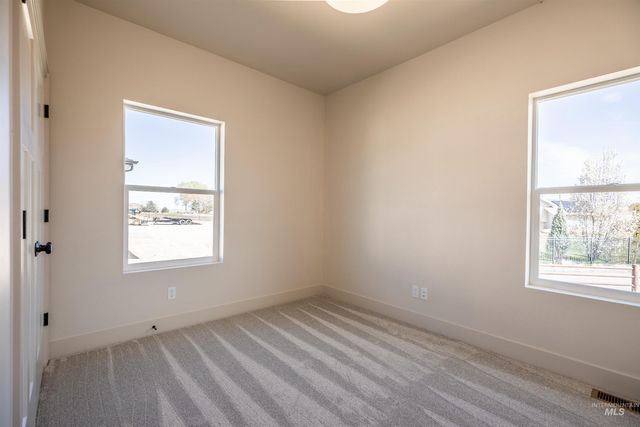 1565 Clear Creek Loop, Twin Falls, ID 83301