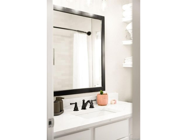 3017 N Steele St, Denver, CO 80205