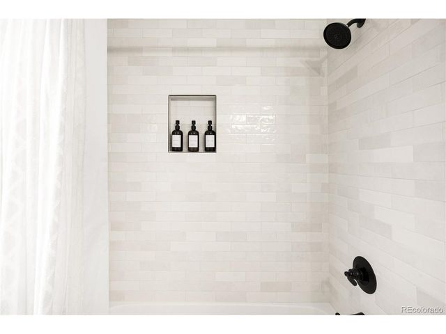 3017 N Steele St, Denver, CO 80205