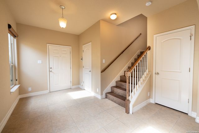 7234 Sunny Day, San Antonio, TX 78240