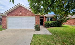 2113 Woodhaven Drive, Little Elm, TX 75068